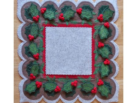 A Very Holly Time Table Mat Pattern DBM-048 - Paper Pattern Online