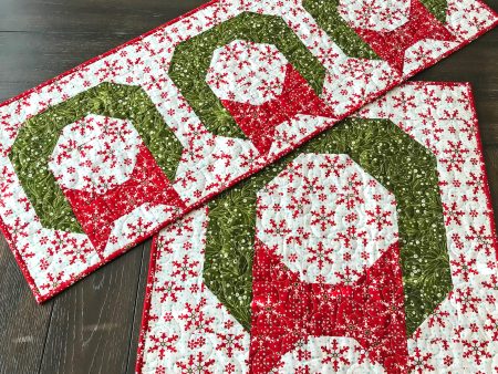 Christmas Wreath Table Runner Table Topper Quilt Pattern CCQ-063 - Paper Pattern Online Sale